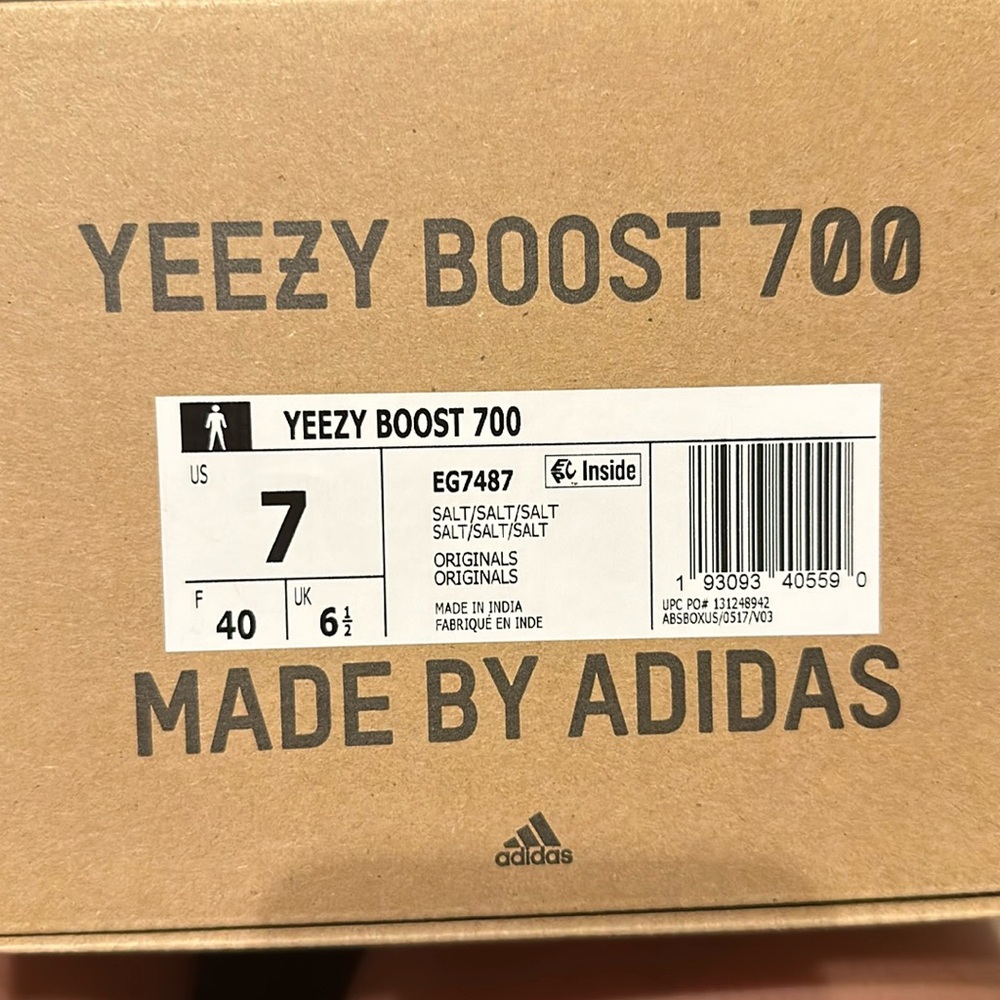 Yeezy 700 salt